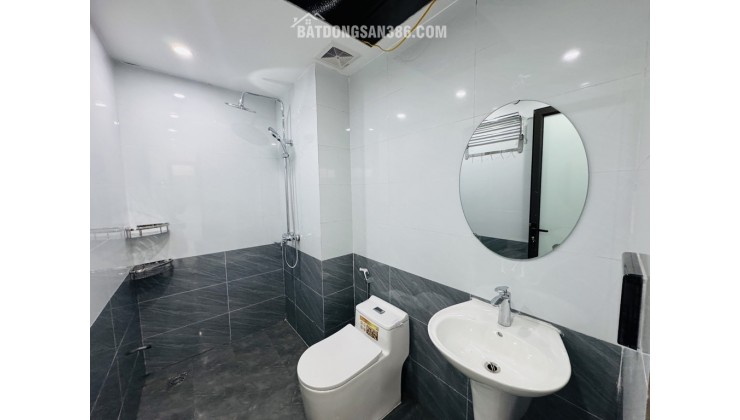 Bán nhà Mỗ Lao 5 tầng, mặt tiền RỘNG 5m, Ô TÔ đỗ cửa - kinh doanh, view HỒ